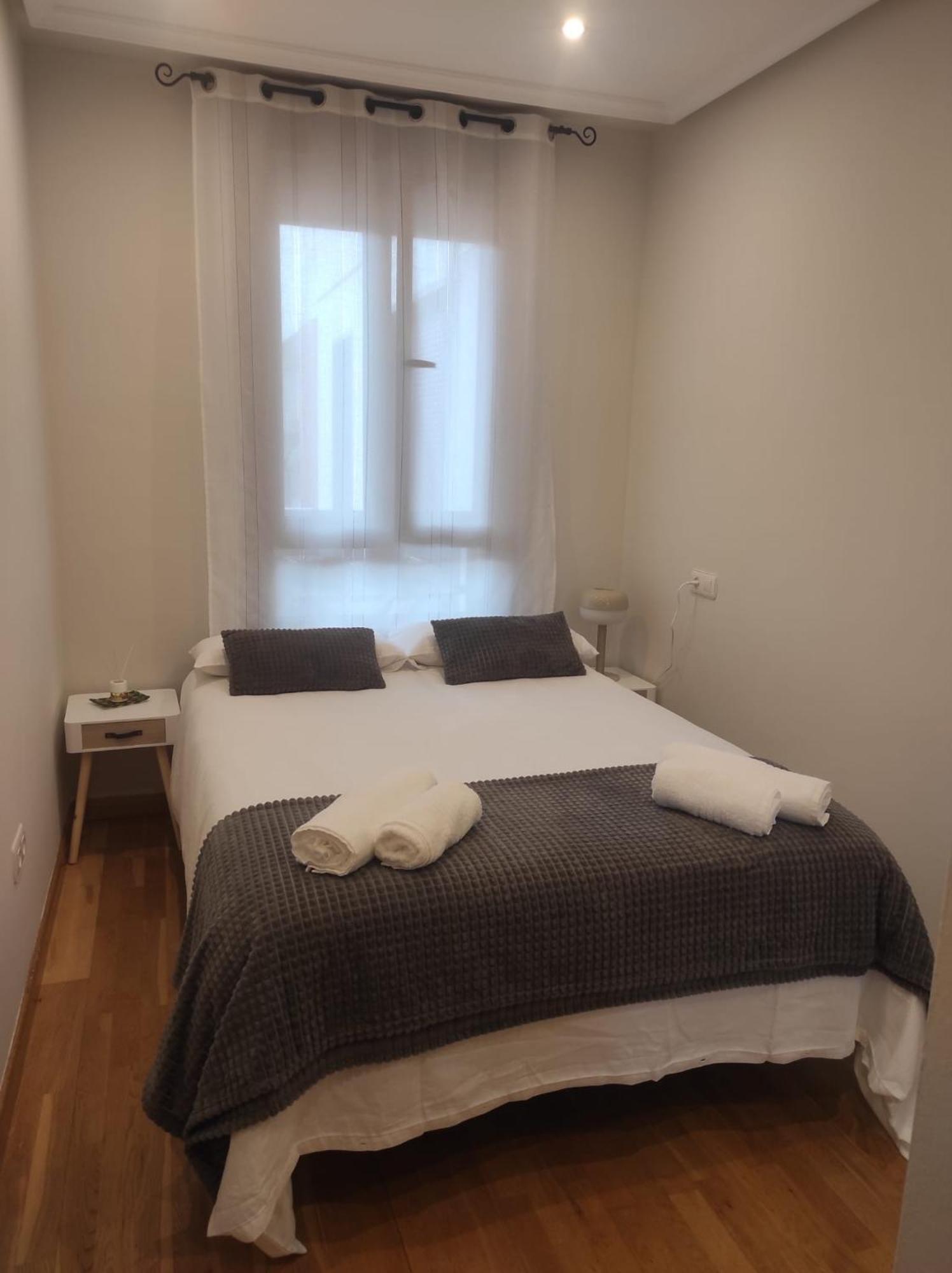 Avello Oviedo Con Parking Apartamento Exterior foto
